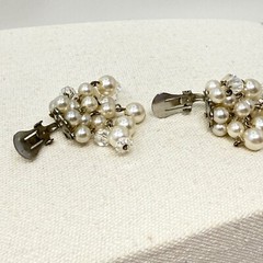 Vintage Imitation Pearl Dangle Drop Earrings Silver-Tone Mid Century Clip-on