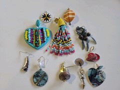 Miscellaneous Vintage Small/Mini Craft Jewelry Lot-Unique Items Charms