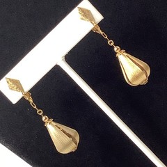 Teardrop Bolero Style Earrings VTG Clip On Dangle Drop 2.25″