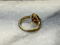 Vintage 18K HGE Opalascent Stone Gold Ring Size 7