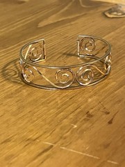 Krementz scroll work cuff spiral design on gold tone open back 6” 1950-60s