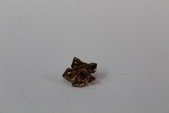 Pin Gold-Tone Alloy Floral Design With Amethyst Stone Vintage