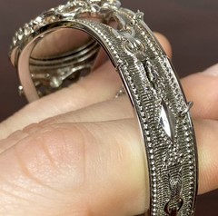 Whiting & Davis Intaglio Lily Flower Cameo Silvertone Hinged Bracelet Mesh Bags