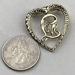 Gerrys Gold Tone Heart Shaped Love Pin Brooch Vintage Romantic