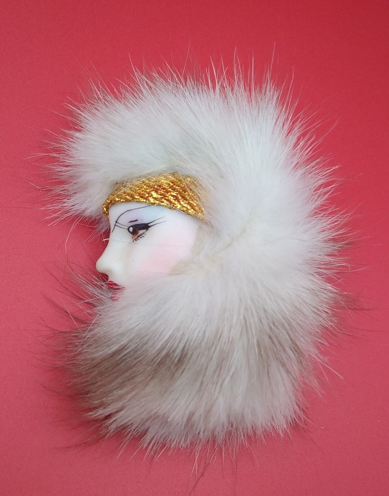 Vintage Signed Han Shin Real Fur Pin Brooch Retro Art Deco Lady Profile Large