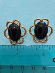 Monet Marvella Vintage Costume Jewelry Lot 10pc Brooches Clip-On Earrings