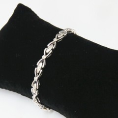 NYJEWEL 14k White Gold 23 Diamonds 5mm Wide Bracelet 7″