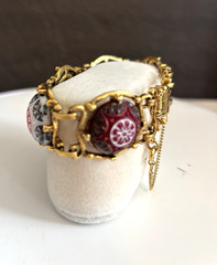 Juliana D&E for Celebrity Moroccan Matrix Carved Glass Cabochon Bracelet Book Pc