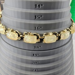 Vintage Cream Faux Mop Confetti Thermoset Lucite Gold Tone Choker Necklace 16″