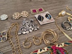 Vintage Estate Lot Designer Signed Jewelry BSK Lisner Kramer Weiss Coro + 69pc