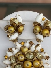 Vintage Floral Brooch Earrings Set White Navette Beads Lucite Gold Tone Clip