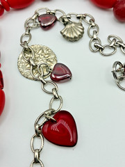 Vintage roxsann 2 strand Red Glass Heart/Charms Beaded Pendant Chunky Necklace