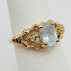 Vintage Gio Lind 14k HGE Blue Topaz and Genuine Diamond Ring – Size 7