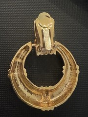 Vintage Les Bernard Vogue Gold Tone Door Knockers RUNWAY Clip Earrings Statement