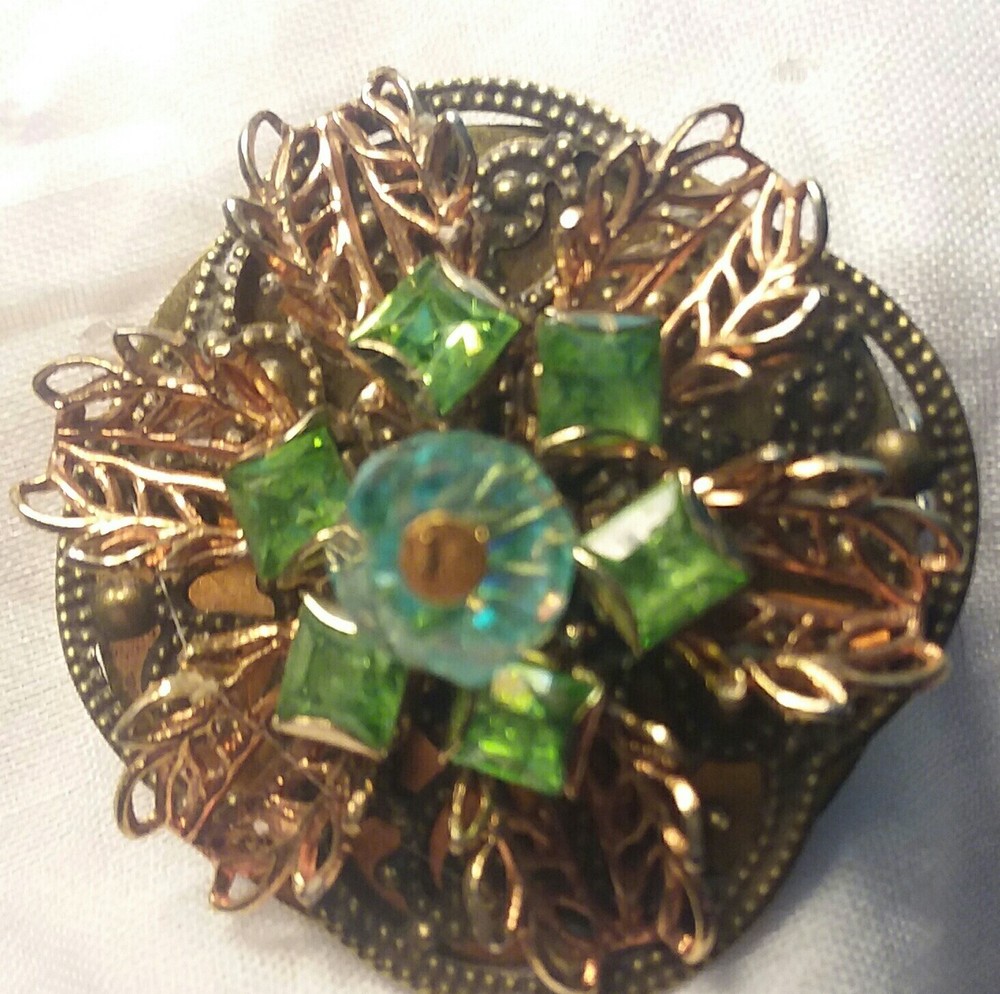 MaryBee 30mm Victorian Flavor Brooch 06-01-2022