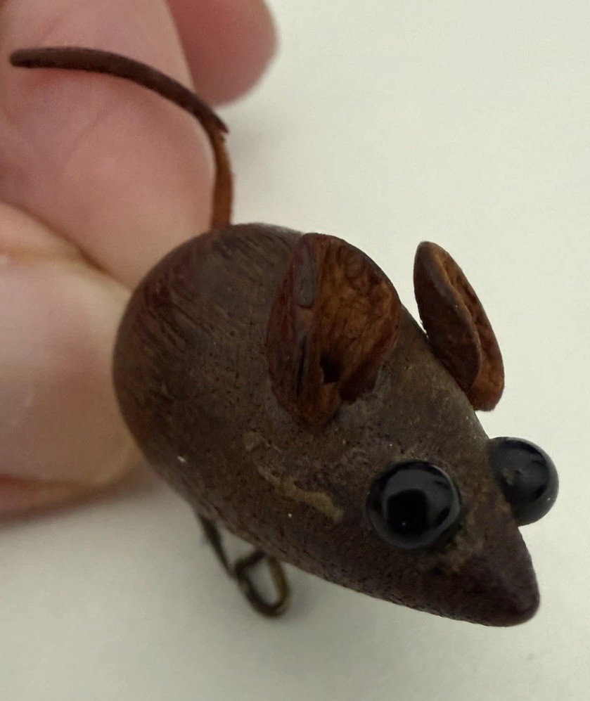 Vintage Wood Mouse Brooch Leather Tail Animal Pin Handmade Folk Art