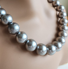 Silver Tone Bead Necklace 17” + 3” Ext Chunky Statement Rhinestone Accent