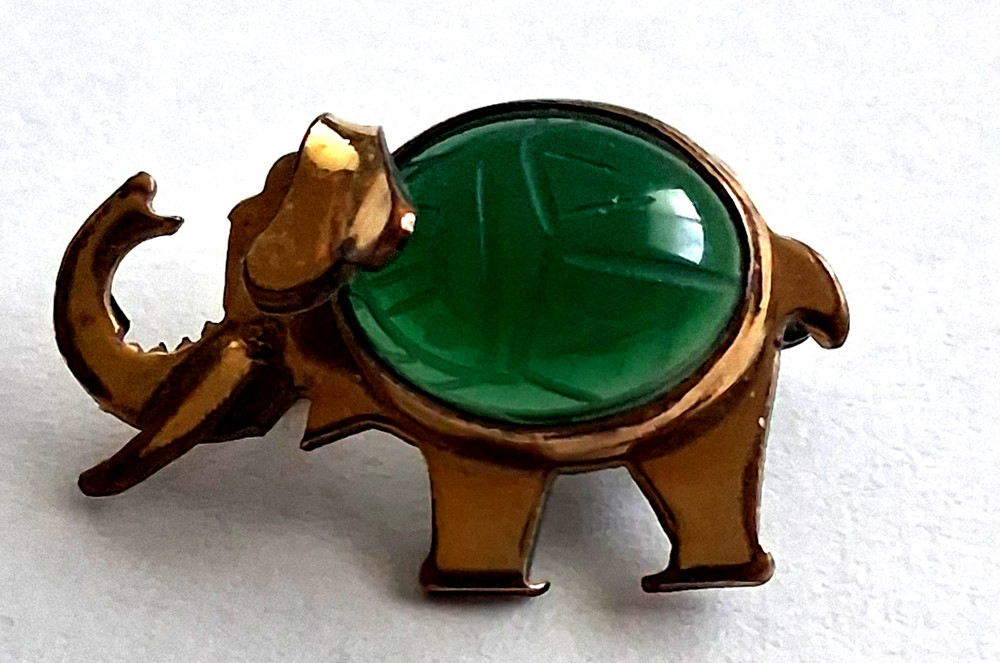 Vintage WRE 1/20 12K Gold Filled Elephant with Carved Scarab brooch