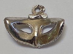 Sterling Silver ~ Mask Charm ~ RARE ONE! ~Nice DETAIL ~ Masquerade ~ Vintage