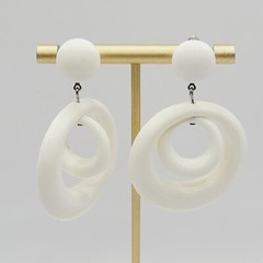 White Double Hoop Reticulating Center Flat Back Pierced Style Vintage Earrings