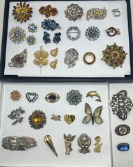 Your Choice — Vintage Brooch Trifari Regency JJ ++ Unmarked Jewelry