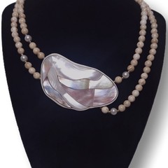 Karla Jordan Vintage Mother of Pearl Necklace 12 In BohoShique Statement Piece