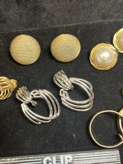 Vtg clip on earrings 14 Pairs Silver Gold Tone Metal Faux Stones Mixed Materials