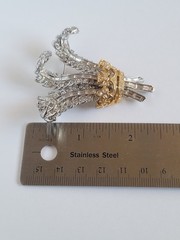 KJL Prince of Wales Dutchess Windsor Replica Rhinestone 3 Feather Crown Brooch