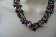 #17/20A NECKLACE 8″L 3 STRAND MULTO DYED MOP SHELL SQUARE WRAPPED IN BLACK CORD