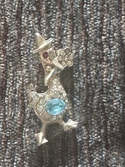 VTG Duck Brooch Pin Top Hat Clear Rhinestones Blue Cabochon Gold Tone
