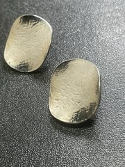 Vintage 1.2” Round Wavy Silver Tone Textured Metal Clip Earrings
