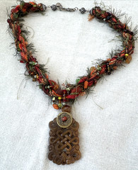 WOW VTG Artisan Colorful Modernist Necklace boho carved faux jade crochet Unique
