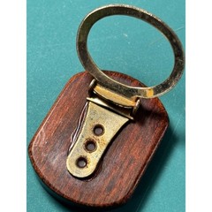 Vintage Polished Wood Scarf Clip Gold Tone Hinged Ring Brown Grain Accessory