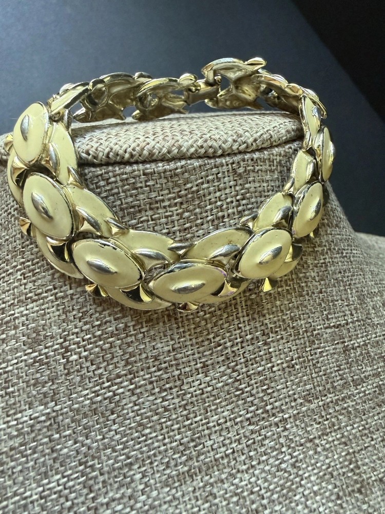 Coro Enamel Link Bracelet Ivory Color Gold Tone Vintage Deco Art To Wear Career