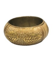 Vintage Wide Cream Gold Leaf Bangle Bracelet Autumn Fall Lucite Resin 2.5”