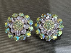 Signed Tara Aurora Borealis Lavender Rhinestone Clip On Earrings 1” Vintage