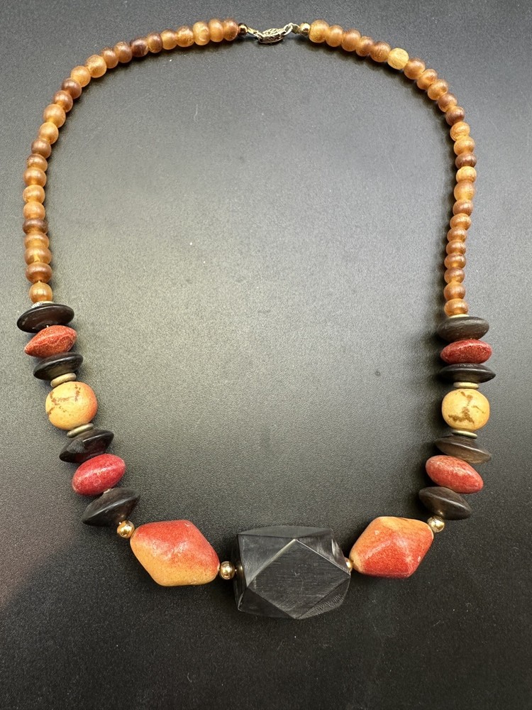 Vintage Crackled Bovine Horn Dyed Bone Wood Bead Necklace 19” Hook Clasp