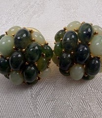 Vtg Joan Rivers Pierced Earrings Green Faux Jade Beaded Cluster Stud Gold Tone