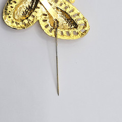 AAI Elegant Simple and Classy Vintage Gold Tone Metal BUTTERFLY Brooch Pin
