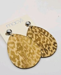 Leopard Wood Clip on Earrings Oval Dangle Silver tone Boho 80’s Vintage Macy’s