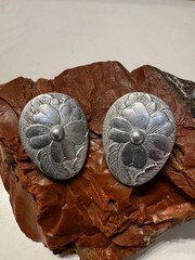 1940s Wartime Hammered Aluminum Dogwood Motif Clip Back Earrings Alcoa Renoir