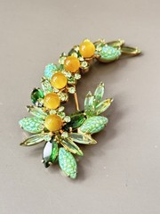 Vintage Verified JULIANA BOOK SET Green Art Glass Necklace Bracelet Brooch Ear