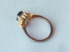 Vintage faux emerald ring 18 KT GEL yellow gold plate size 7 clear rhinestones