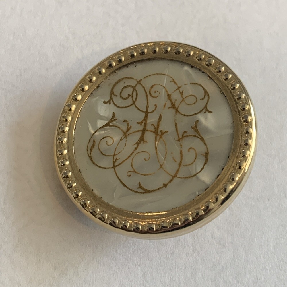 Gold Swirl Mother of Pearl Magnetized Brooch Pin – General MFG U.S.A Gold Tone