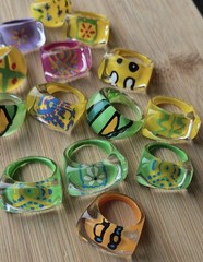 Vintage Acrylic Dome Rings Lot Assorted Sizes Colors Plastic Fashion Jewelry