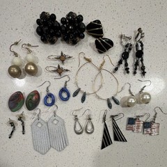 Vintage Fashion Jewelry Lot Mixed Earrings Multicolor 14 Pairs