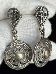 Vintage 950 Sterling Silver Dangling Earrings Ladies 1.50” Round Domed 8.17g