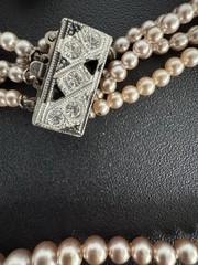 Huge-estate-jewelry-Lot-Faux Pearl- Costume Jewelry Lot A 38 Pieces