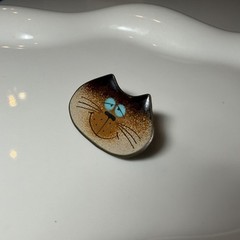 MCM Enamel Copper Cat Pin Brooch Signed Nanci vintage 1”