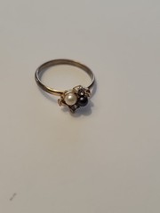 Vintage 14k Gold Electro Plate Onyx/ Pearl Gems Cubic Zirconia Ring Size 7
